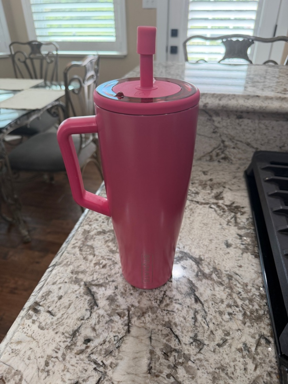 40oz Brumate Era Glitter Pink with straw topper